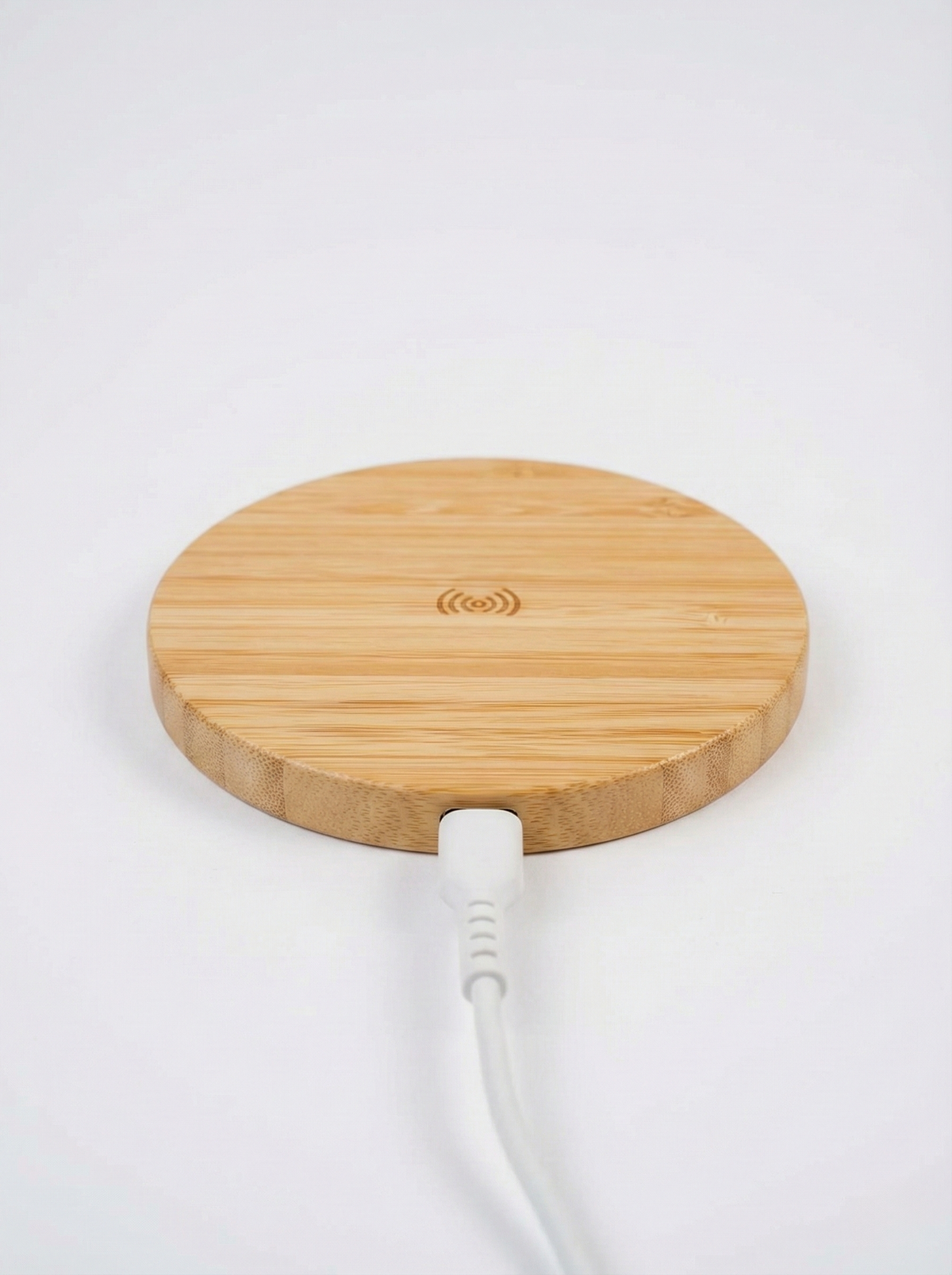 Wangari - Bamboo Wireless Charger with USB - 15W - Olive - WL4821