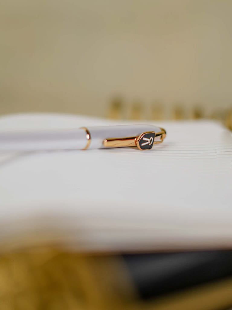 Advocate Diary with Metal Rollerball Pen - BCG0086