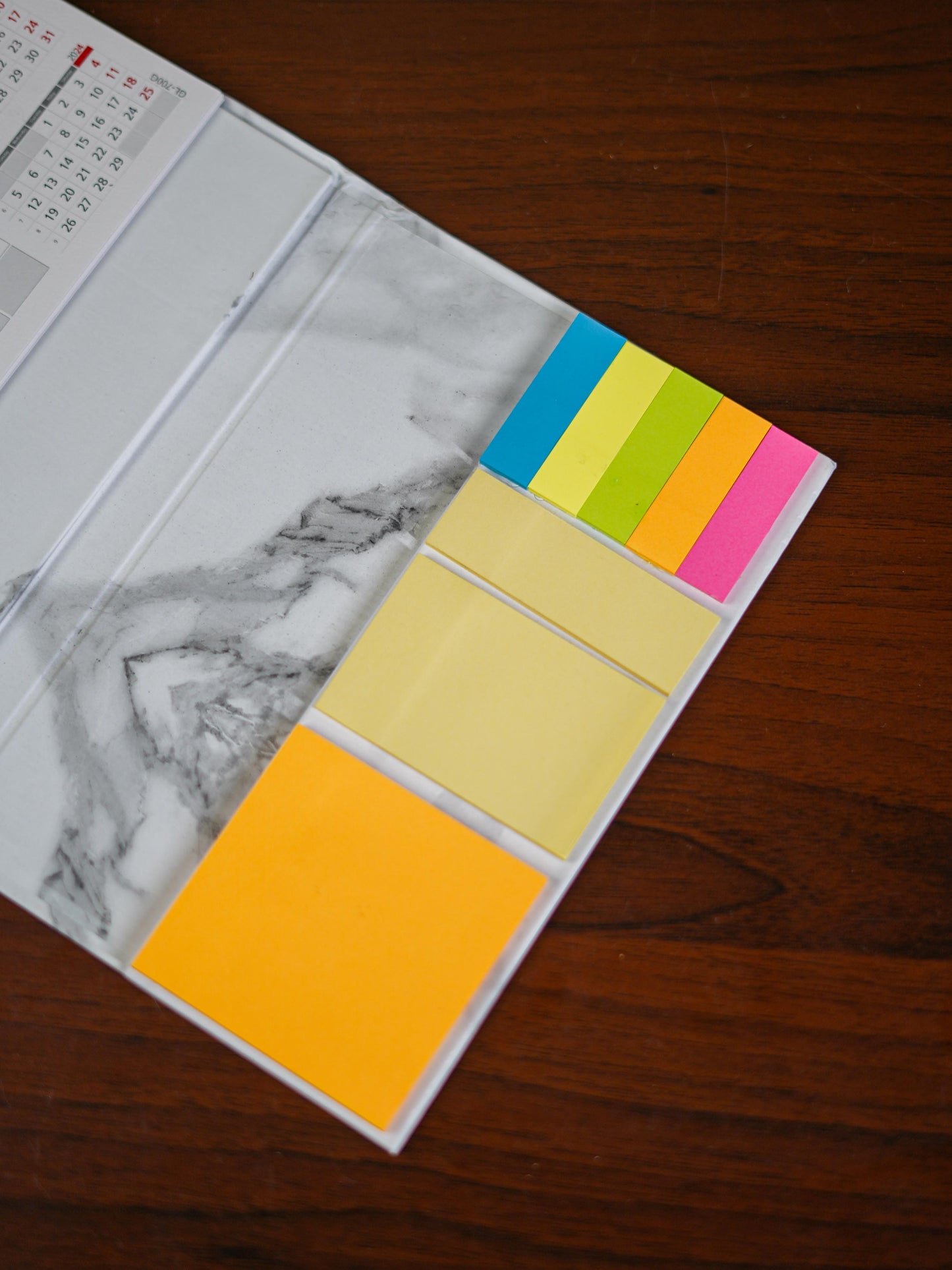 Corporate Gifts - Sticky Note Pad with Calendar - BCG0152