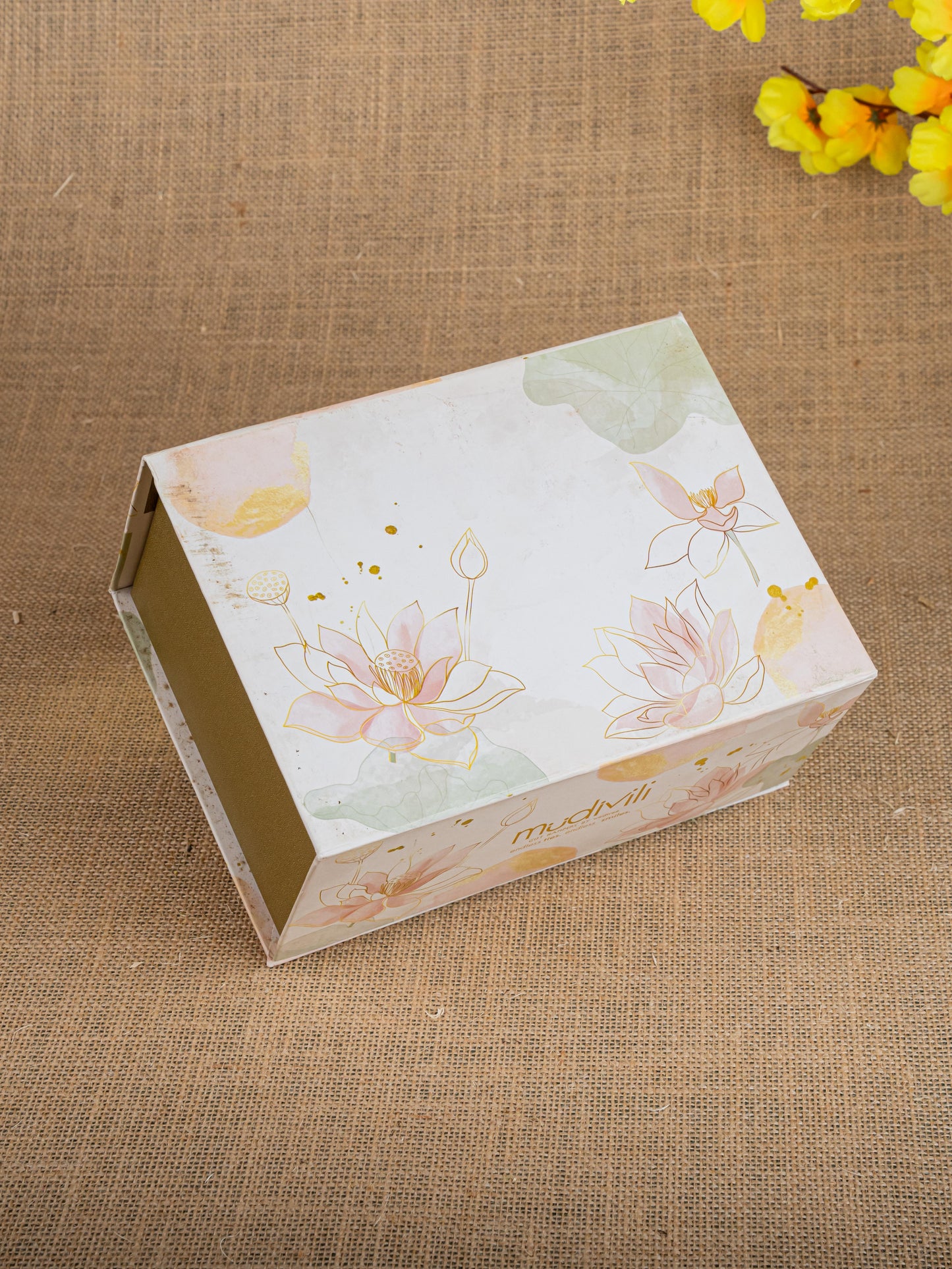 Gift Hamper - Meenakari Glass with Poori Box and Haldi Kumkum Set - WMH0006