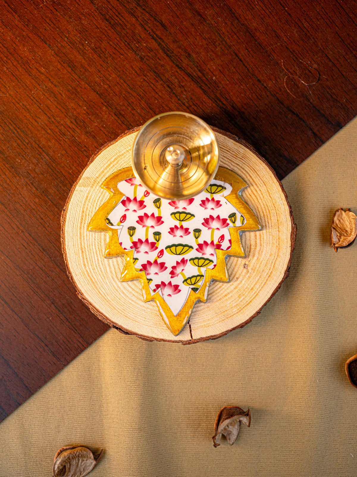 Brass Diya with Leaf - WBG1842
