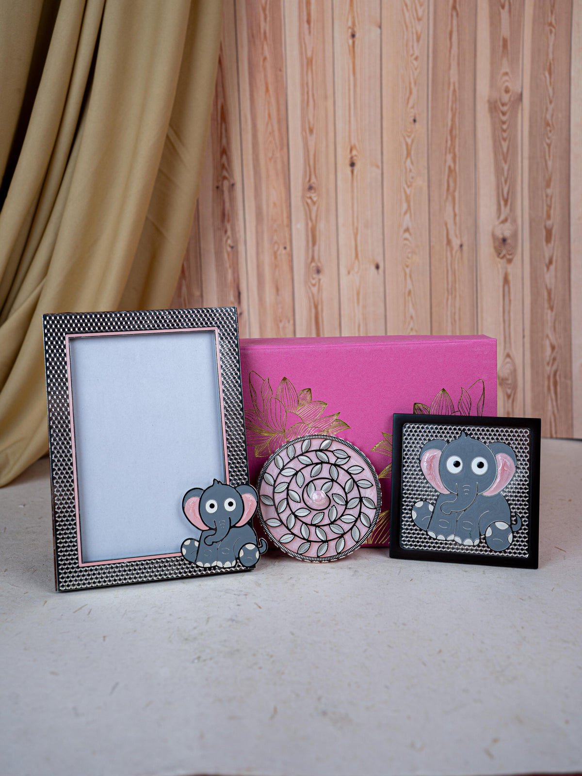 Deepavali: Box with Elephant Design Photo Frame with Coaster & Mug Lid - WDC0016