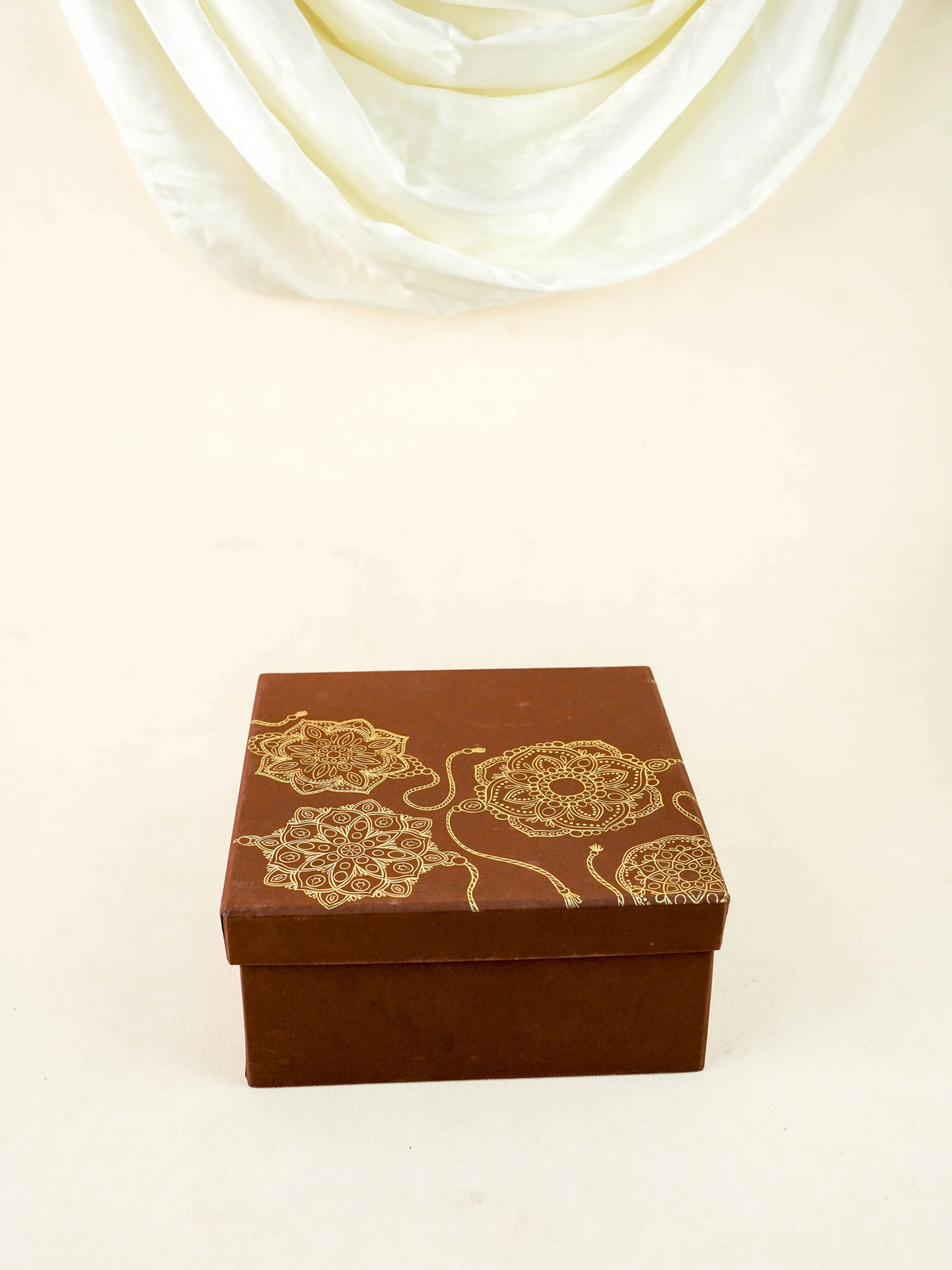 Deepavali: Box with Printed Tin, T Light Holder, Dry Fruits & Cookies - WDC0024