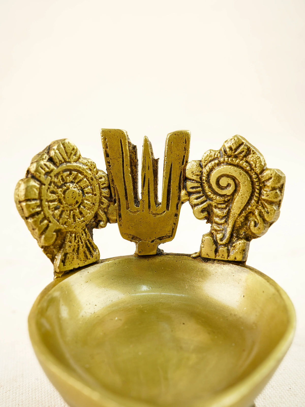Brass Shank Chakra Nama Diya - WL4440-2