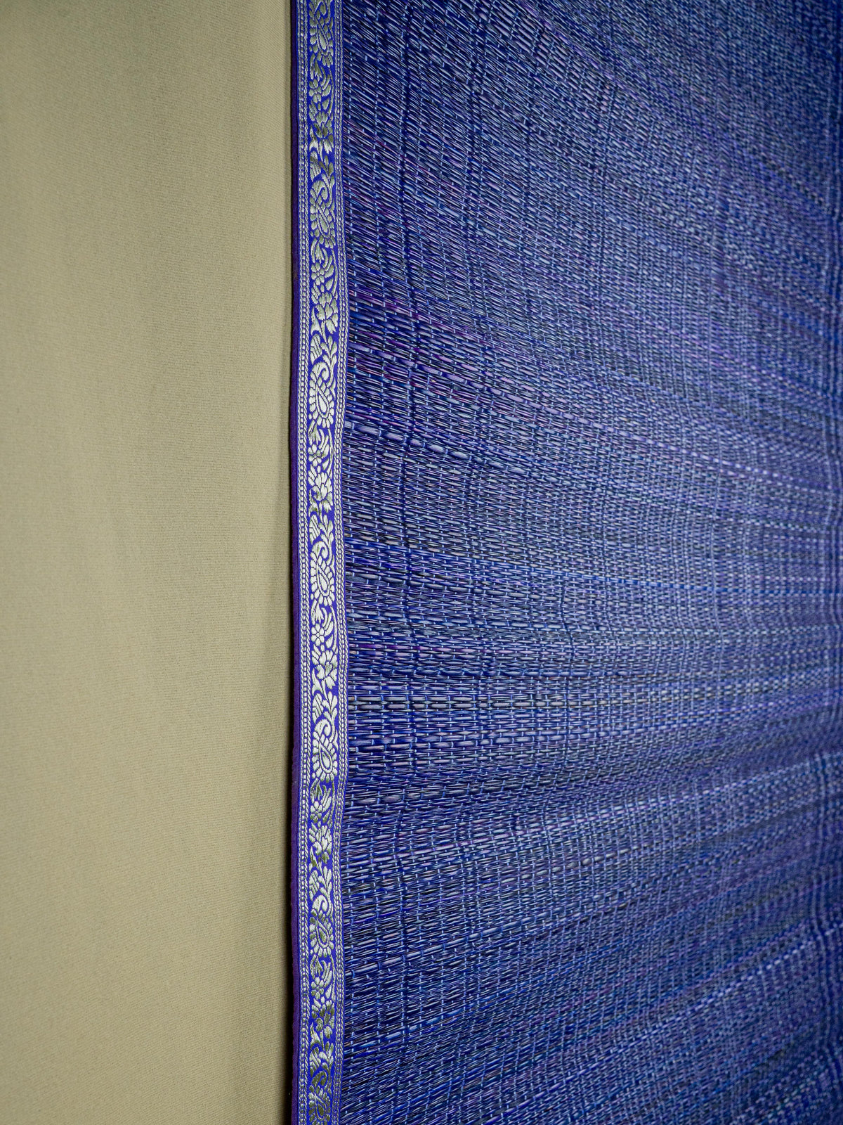 Kalyana Pattu Pai - Zari borders - WL4681