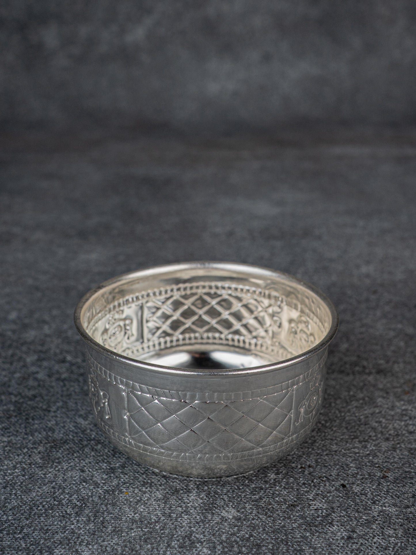 German Silver Bowl with Shank Chakra Nama - WL5102