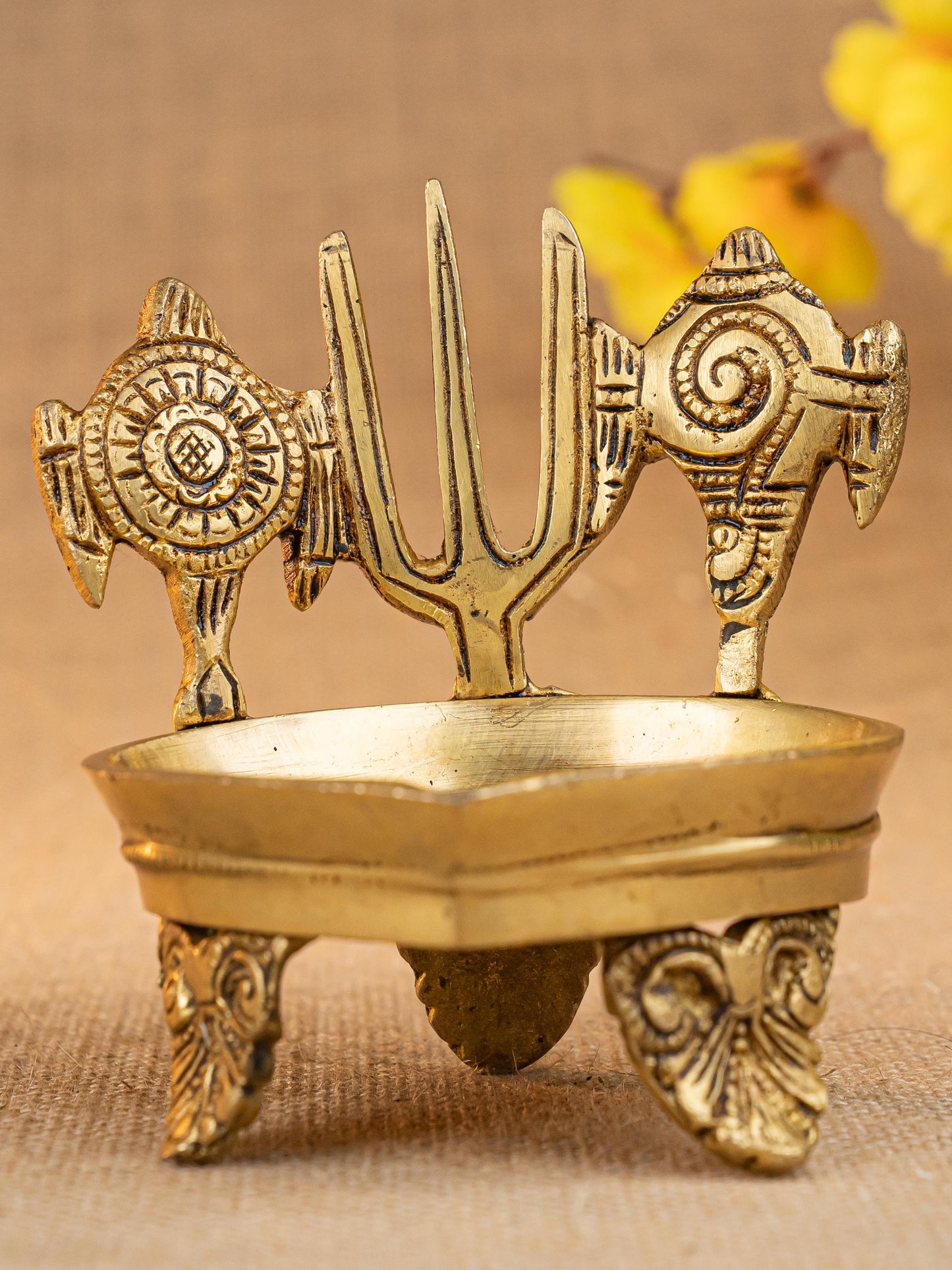 Brass Shanku Chakra Namah with Diya - 5 inch - WL5287