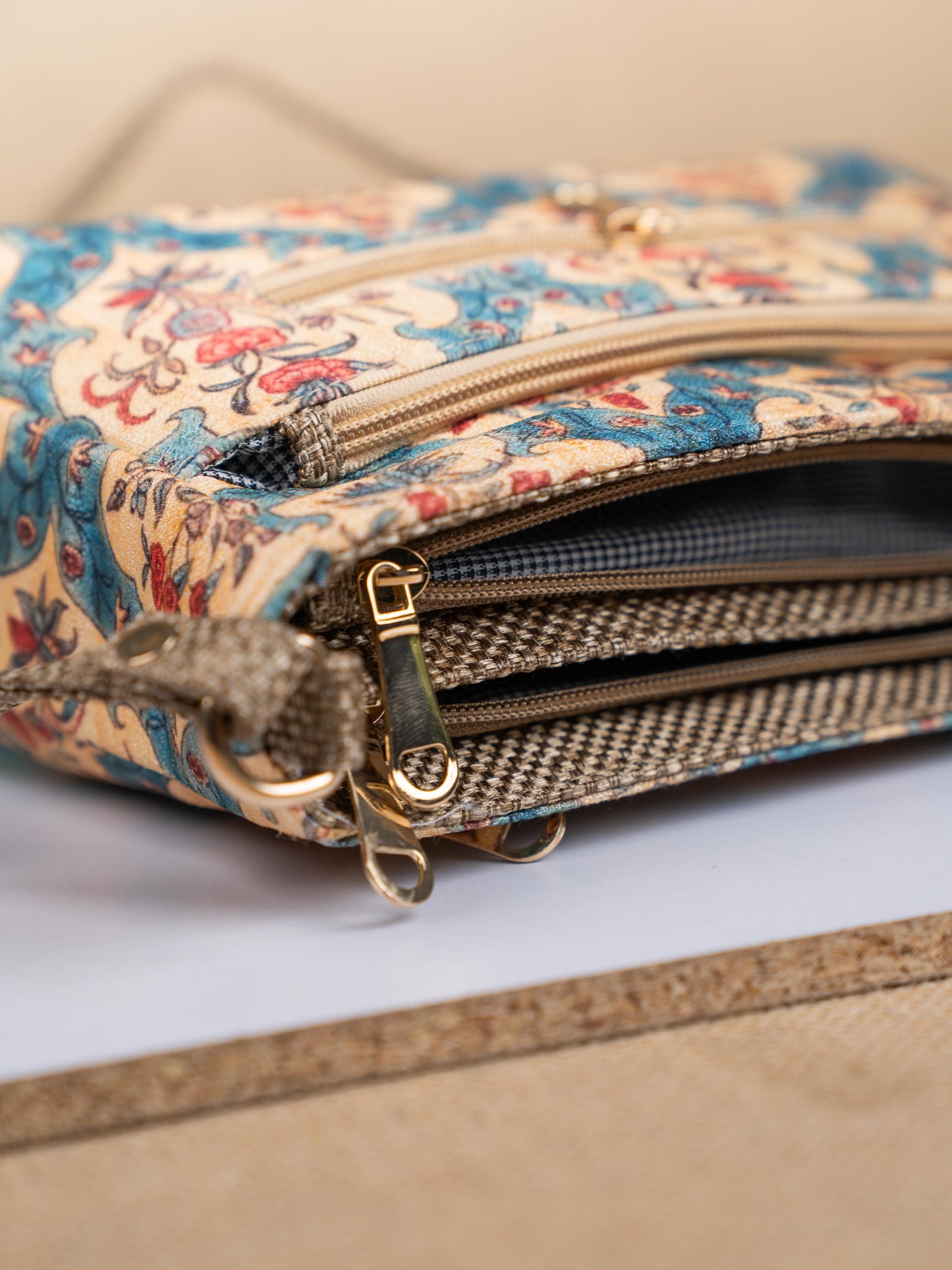 Printed Sling Bag - WL5337