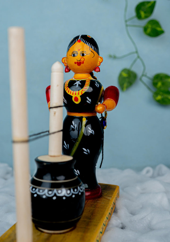 Kondapalli - Butter Lady - 8 inch - WL5367