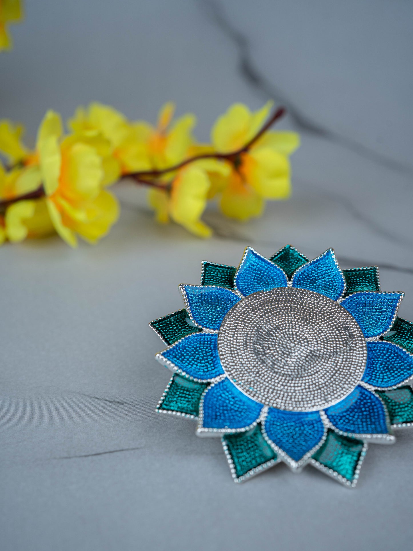 White Metal Floral Coaster for Diya - Blue - WL5498-2