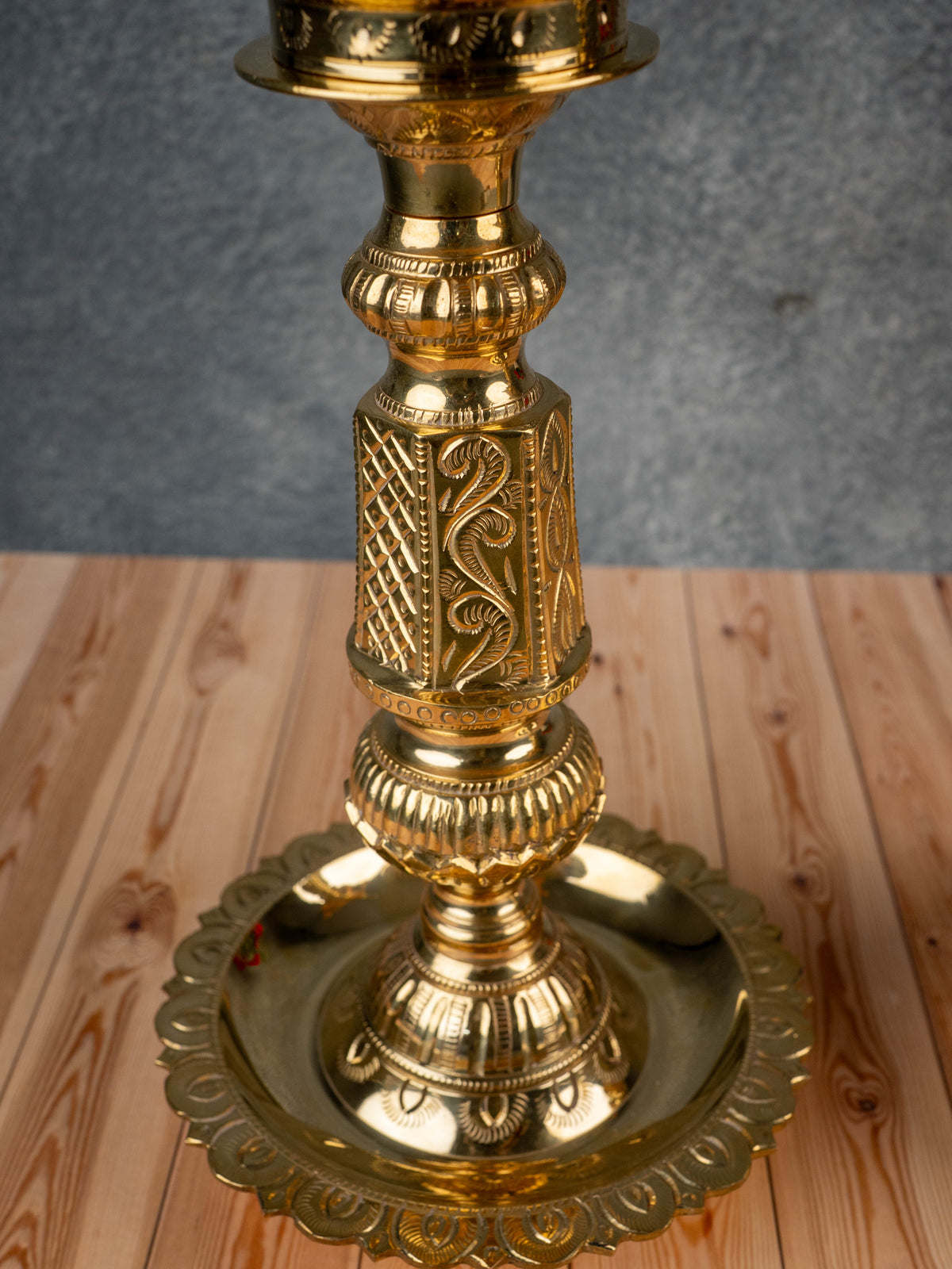 Brass Shankh Chakra Kuthu Vilakku - 16 inch - WL5505