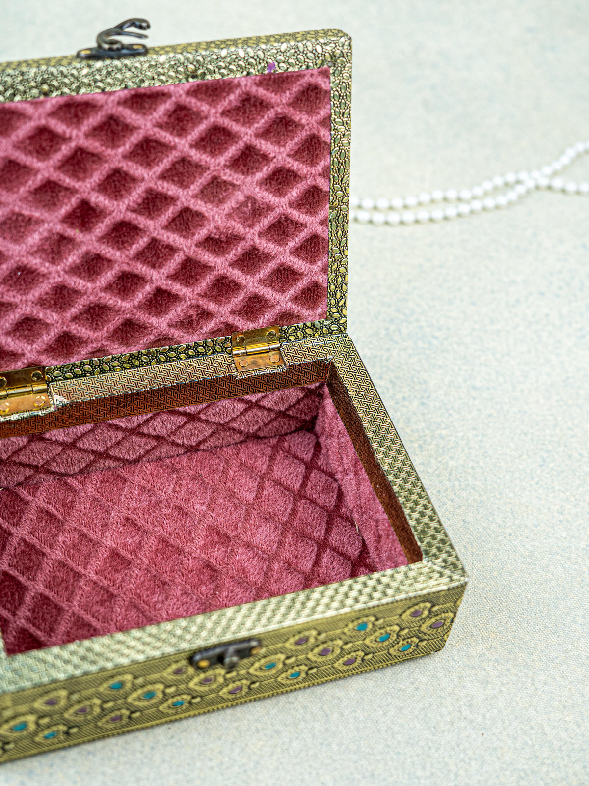 Jewel Box with Elephant Design - 7x5 inch - WL5510