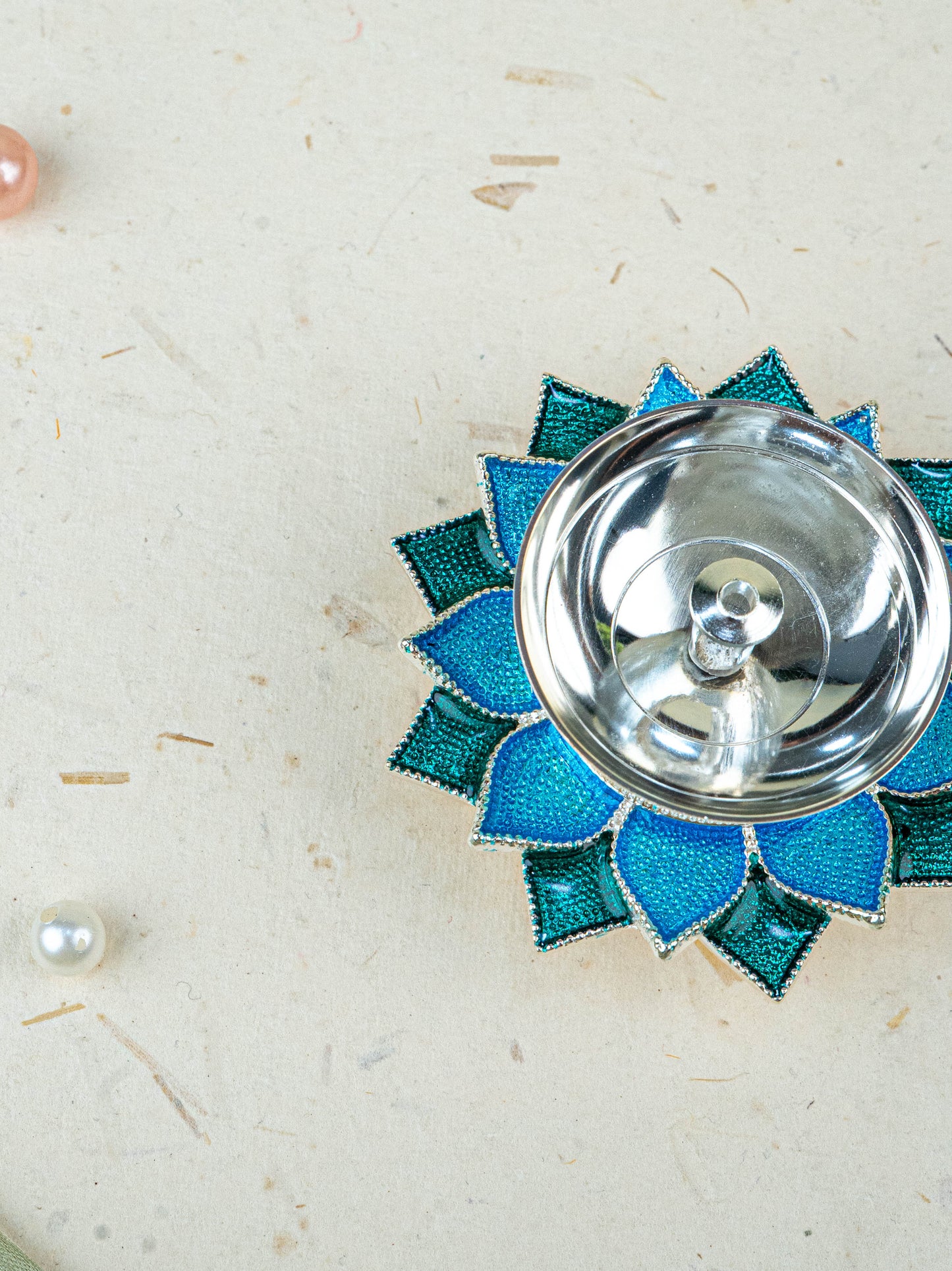 White Metal Floral Diya - Blue - WL5534-1