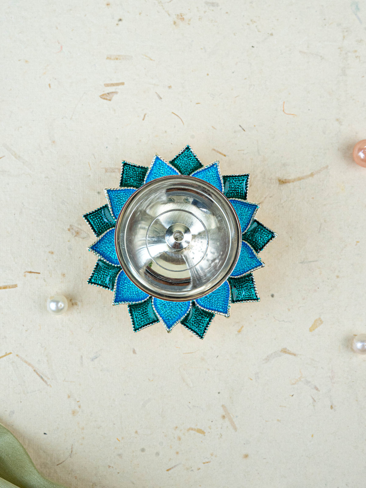 White Metal Floral Diya - Blue - WL5534-1