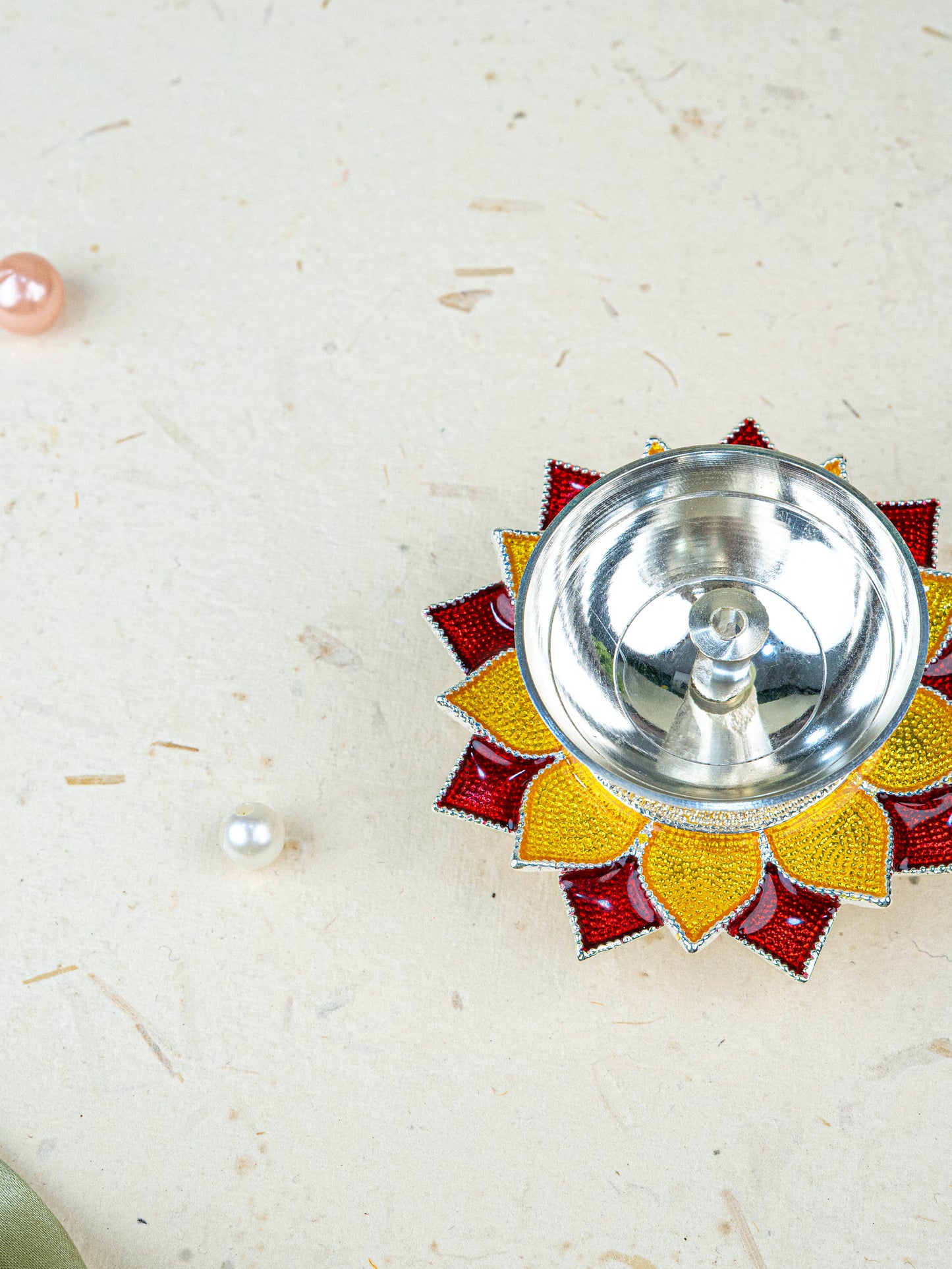 White Metal Floral Diya - Red - WL5534-2