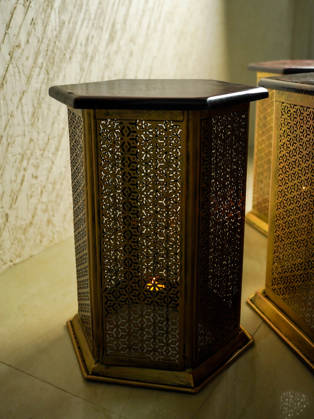 Coffee Centre Table with 4 Side Stools - Gold - WL6096