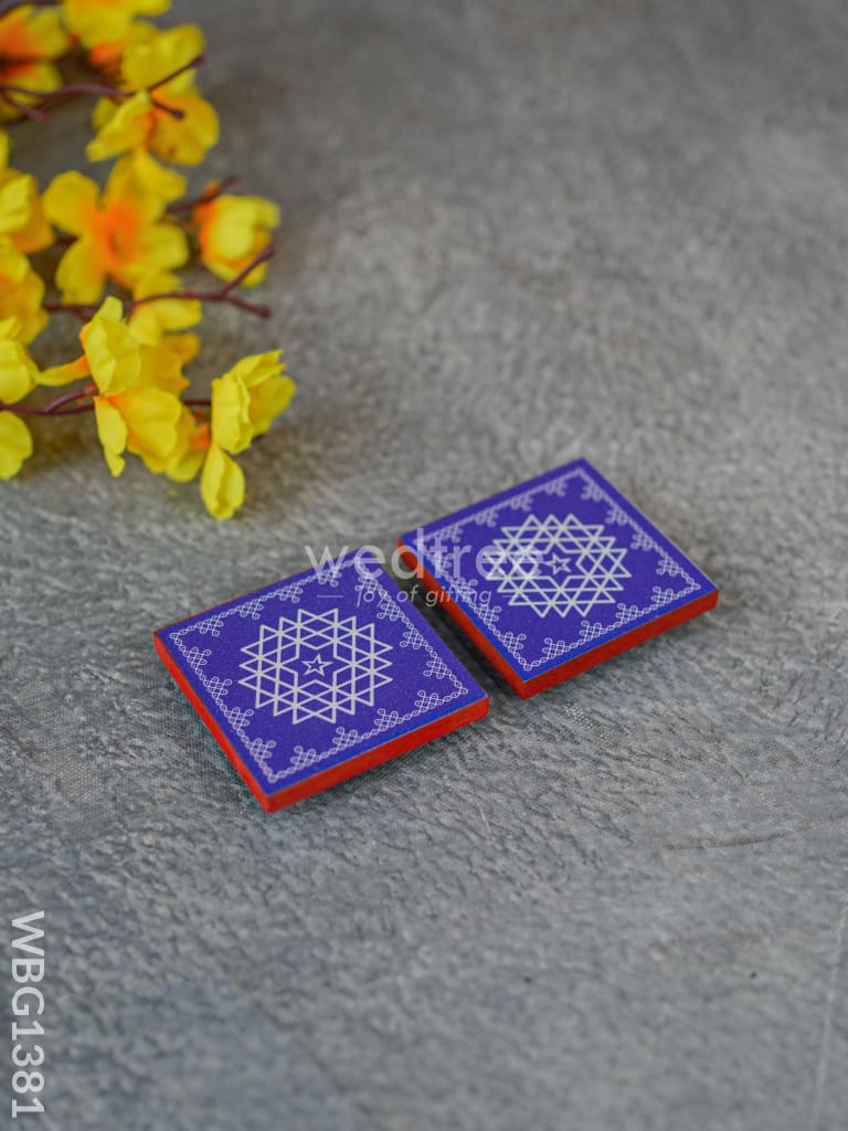 Aishwarya Kolam Design Glitter Laminated Manai - WBG1381