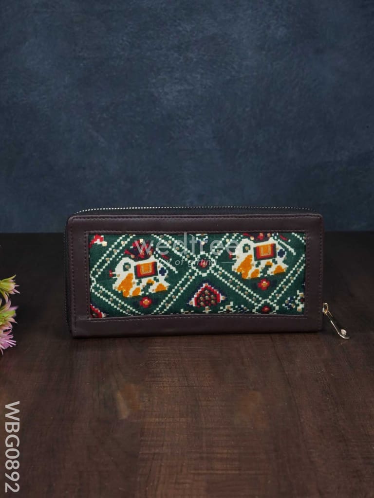 Assorted Printed Fabric Clutch - WBG0892