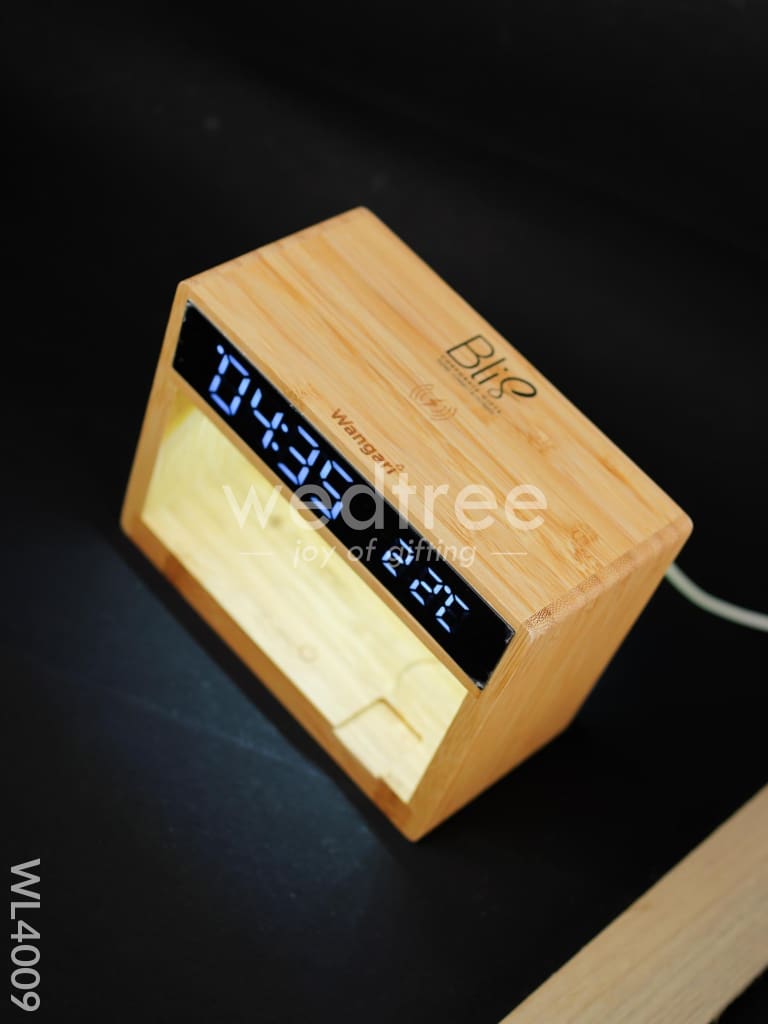 Bamboo Multifunctional Wireless Charging Junction - WL4009