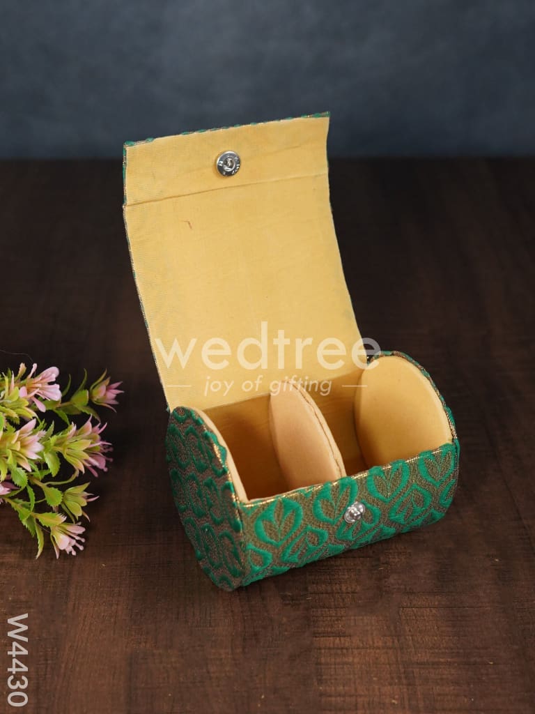 Bangle Holder Leaf Design - W4430
