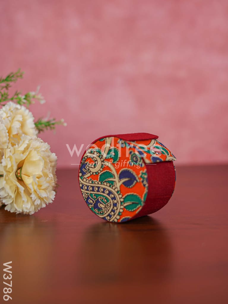 Bangle Holder with Kalamkari Design - W3786