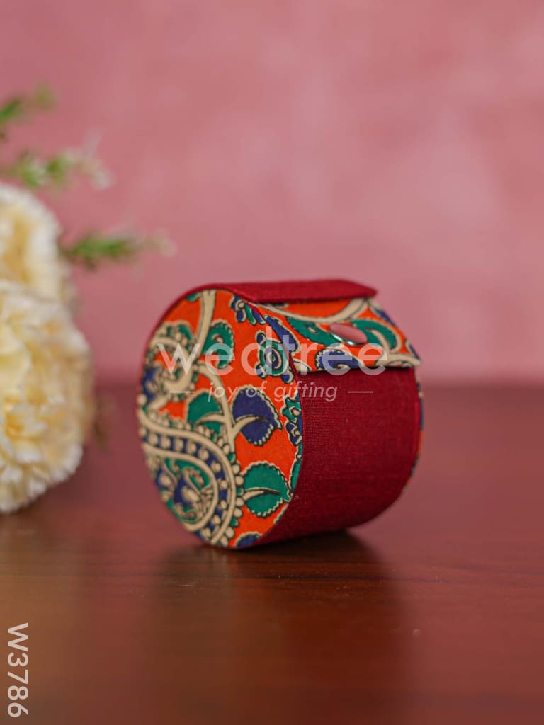 Bangle Holder with Kalamkari Design - W3786
