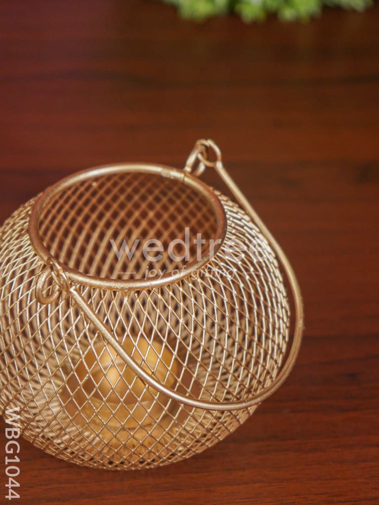 Bowl shaped T Light Holder with Metal Handle - WBG1044