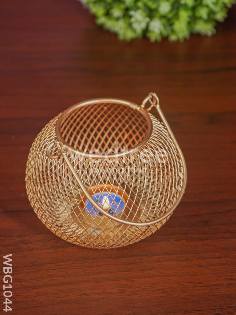 Bowl shaped T Light Holder with Metal Handle - WBG1044