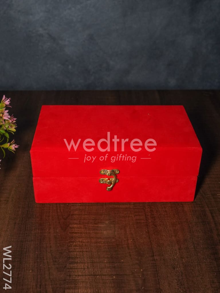 Brass Bowl Set and Tray - WL2774