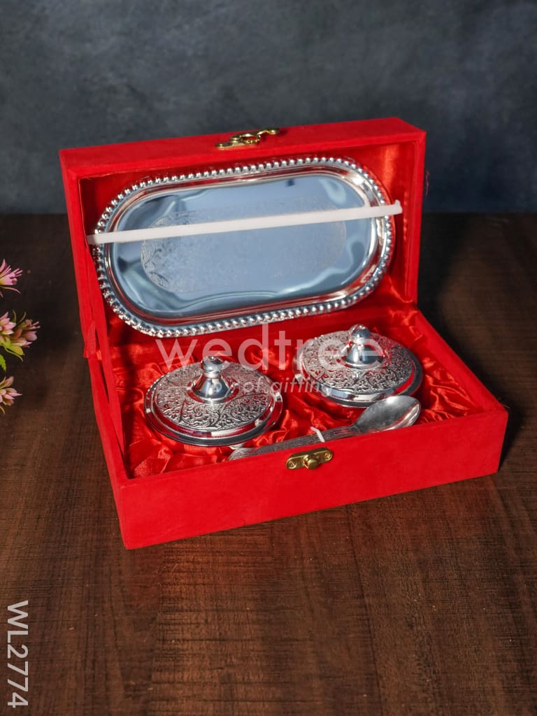 Brass Bowl Set and Tray - WL2774