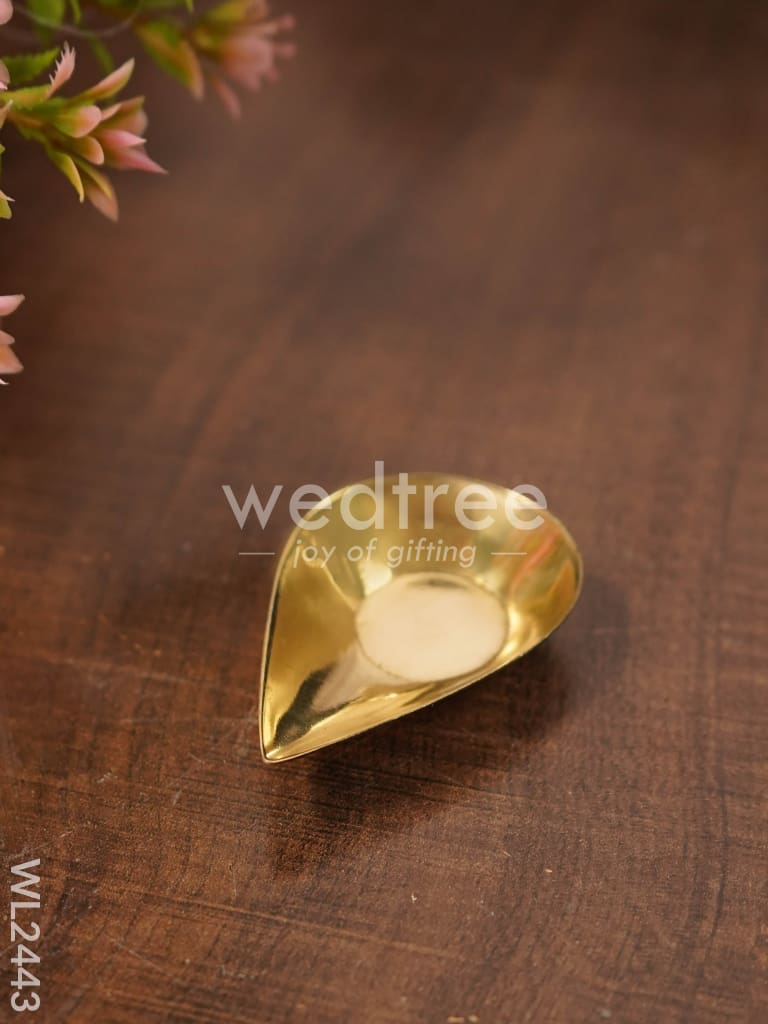 Brass Kuber Diya ( Set of 4 ) - WL2443