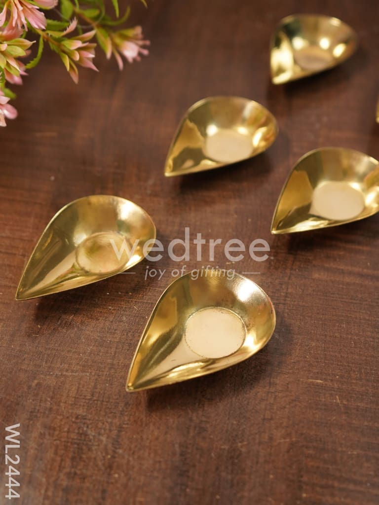 Brass Kuber Diya ( Set of 6 ) - WL2444