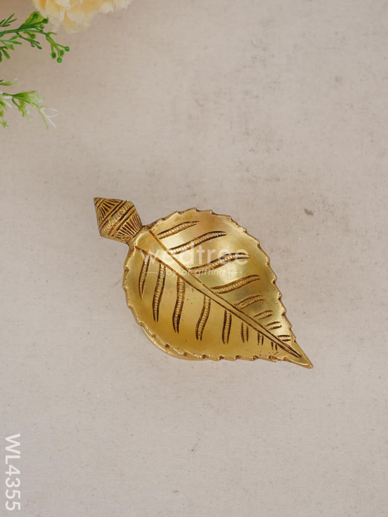 Brass Leaf Diya With Stand - WL4355