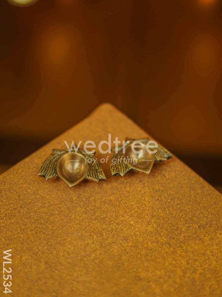 Brass Lotus Diya - Small (Set of 2) - WL2534