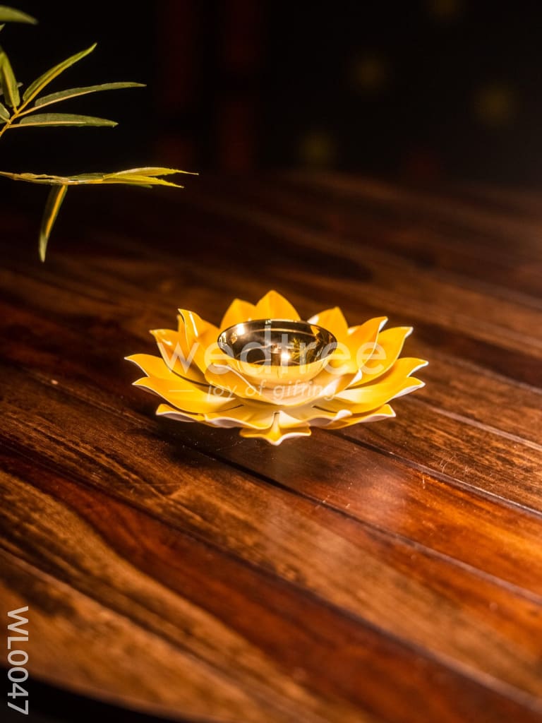 Brass Lotus Shaped Diya - Set of 2 - WL0047