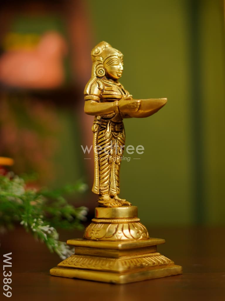 Brass Paavai Vilakku on Square Podium - WL3869