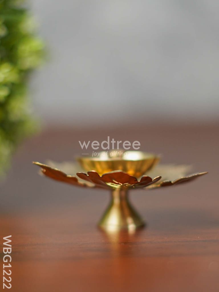 Brass Palm Leaf Diya - WBG1222