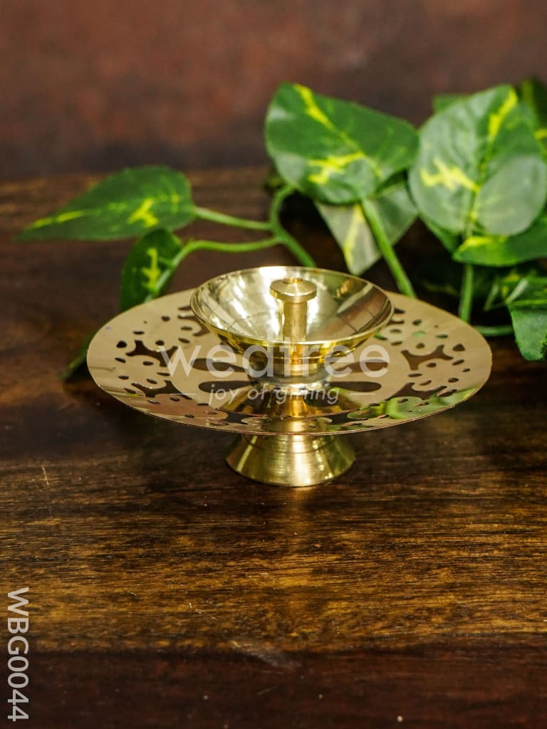 Brass Round Shaped Diya - WBG0044