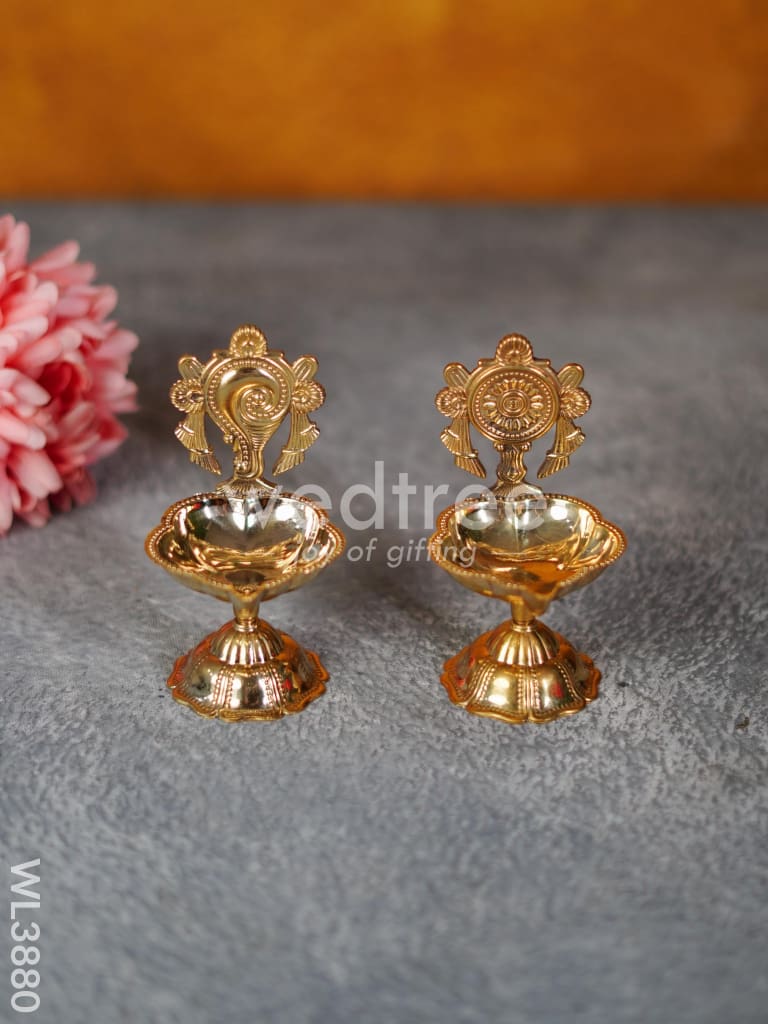 Brass Shank & Chakra Diya - 4.5 inch - WL3880