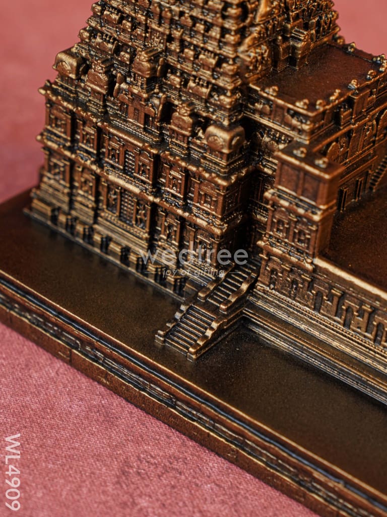 Brihadeeswarar Temple Sculpture - 8 inch - WL4909