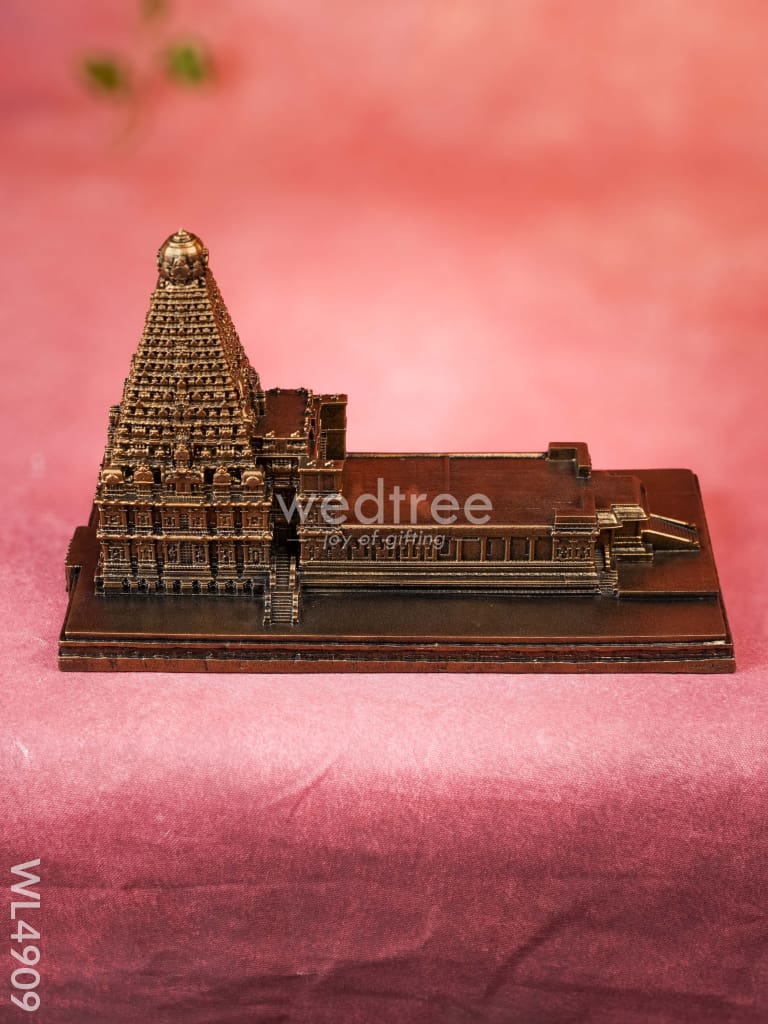Brihadeeswarar Temple Sculpture - 8 inch - WL4909