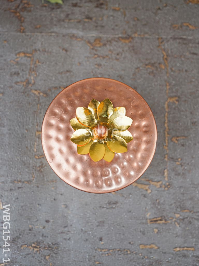 Copper Dry Fruit Box with Floral lid - WBG1541-1