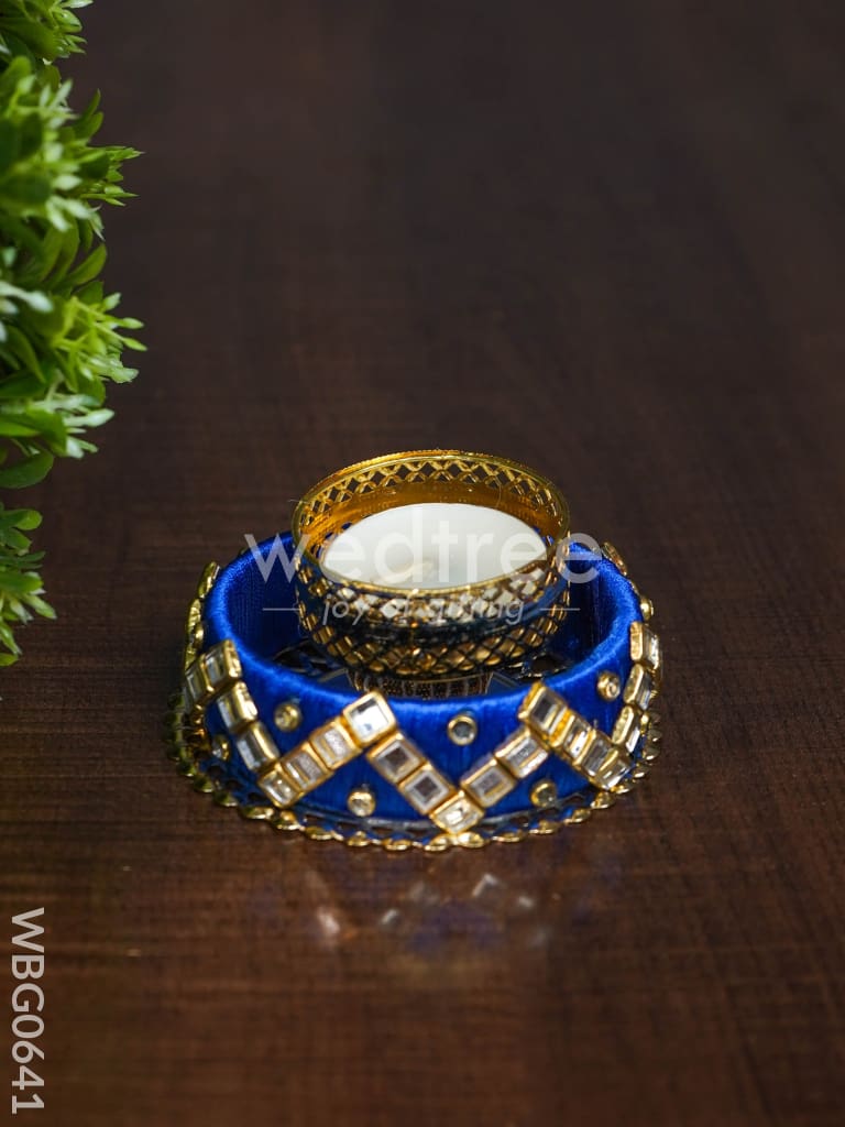 Decorative T-Light candle holder - WBG0641
