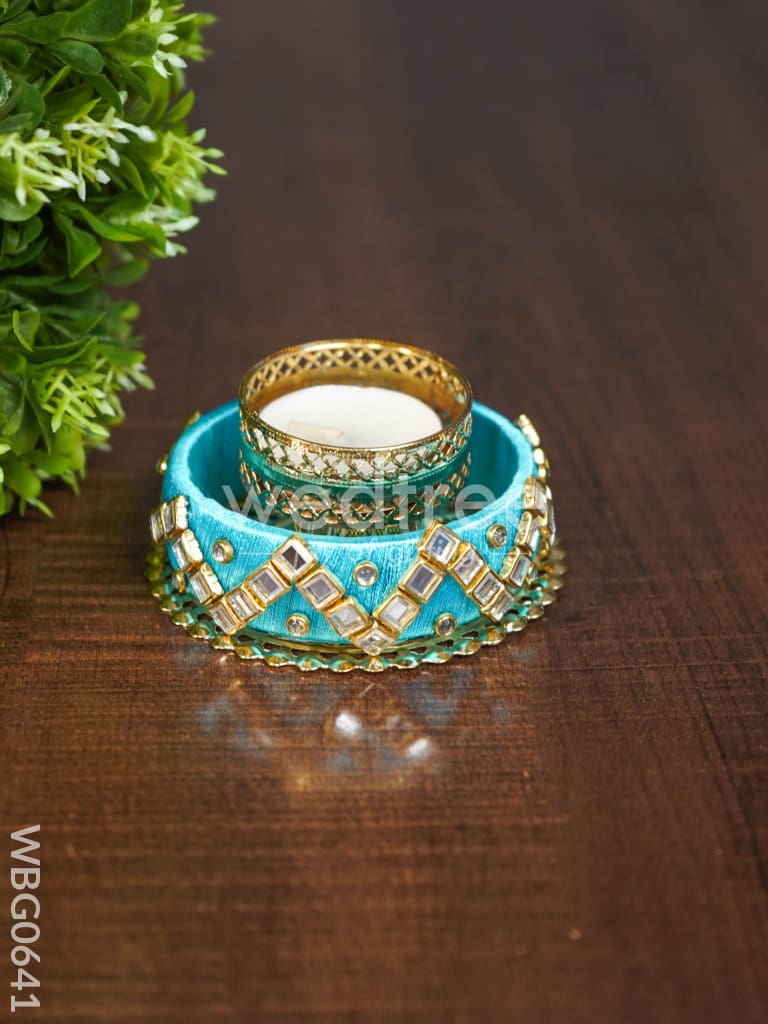 Decorative T-Light candle holder - WBG0641