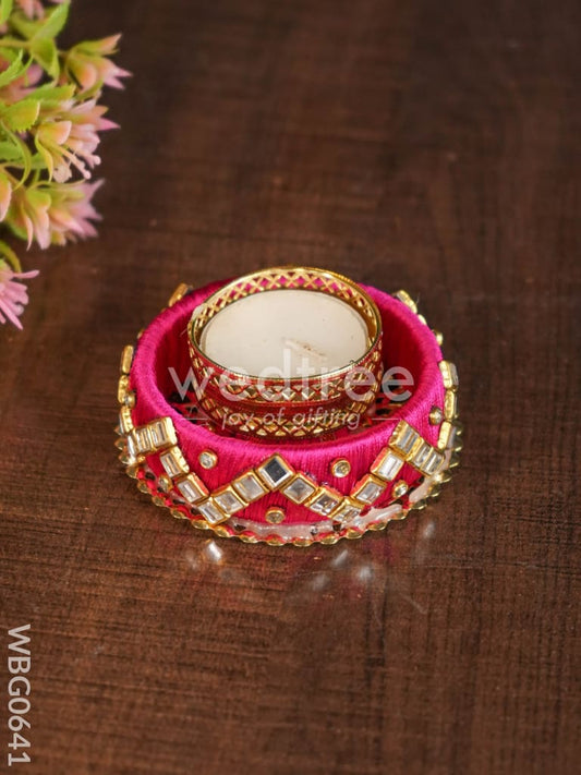 Decorative T-Light candle holder -  WBG0641