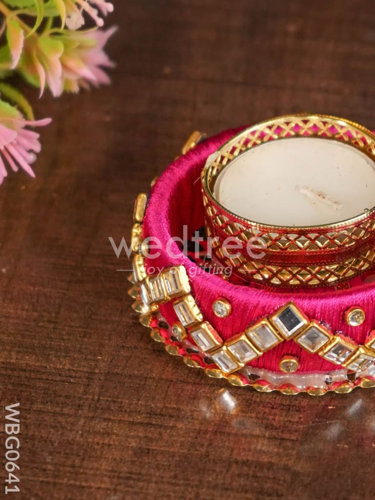Decorative T-Light candle holder - WBG0641