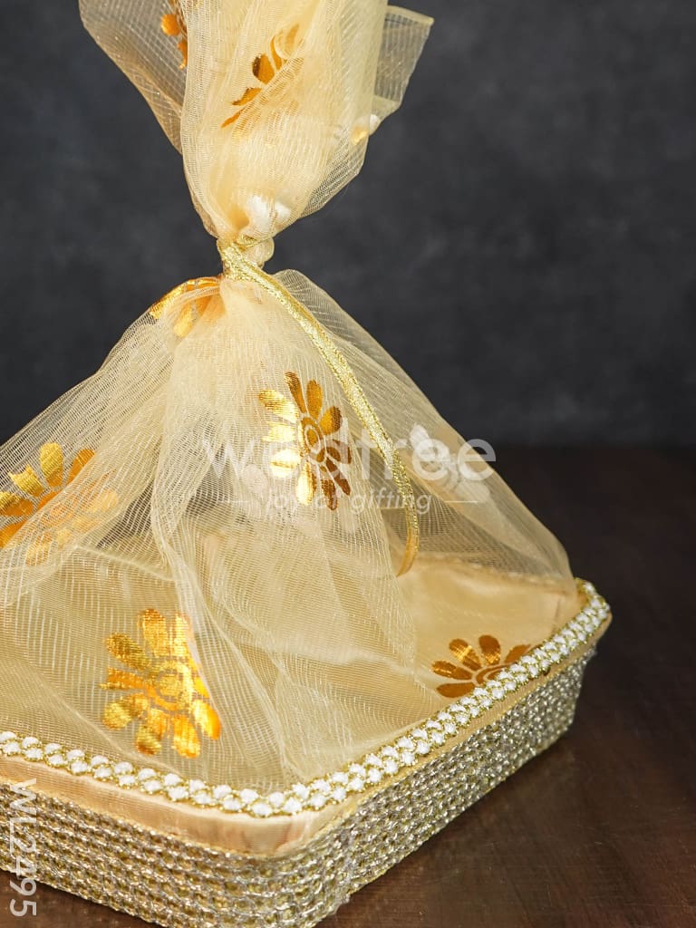 Decorative Tissue Basket (Tokri) - Medium - WL2495