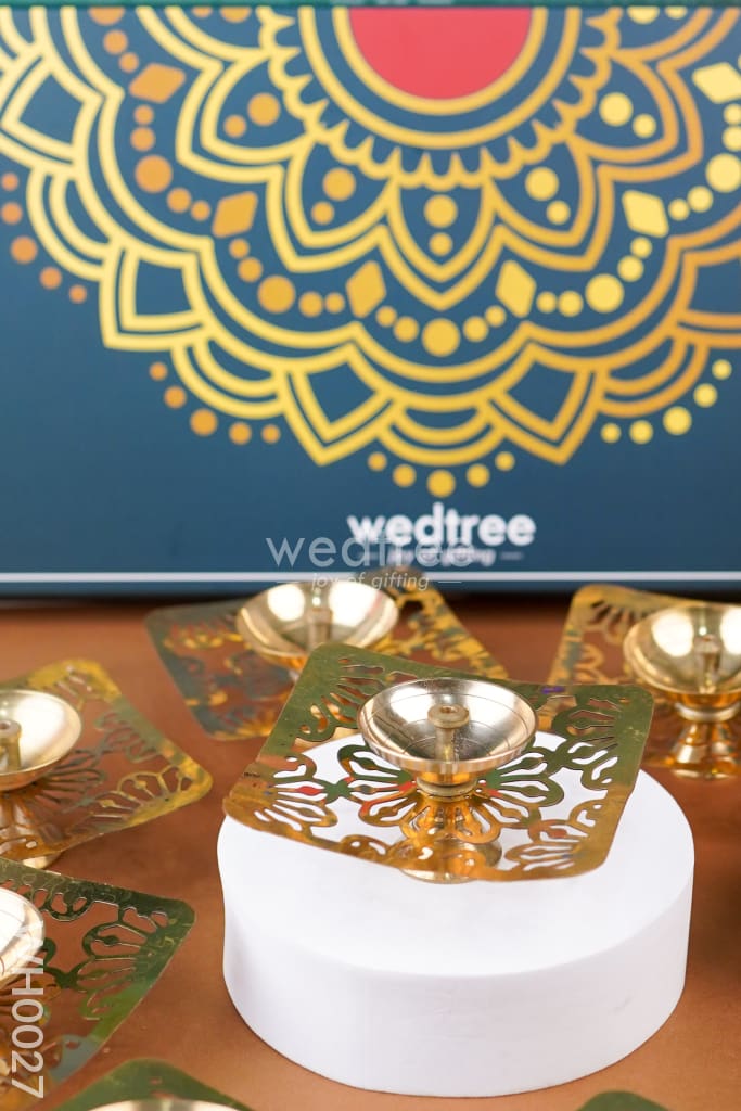 Diya Pack 4 - Brass Decorative Diya - Set of 10 - WH0027