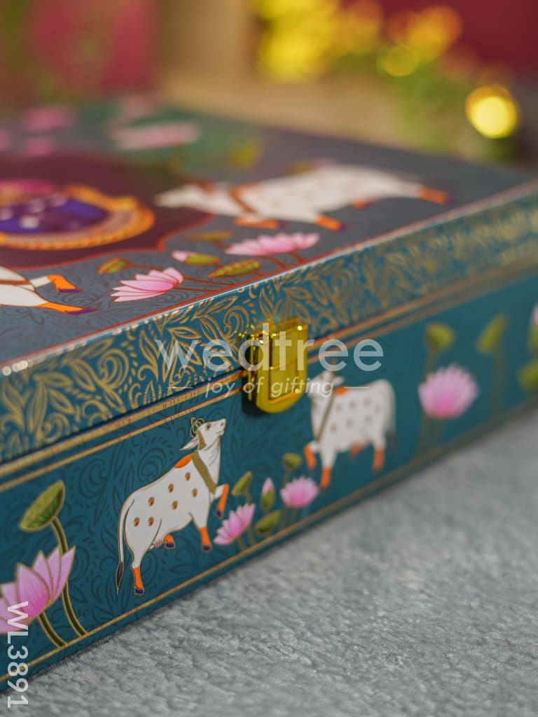 Dry Fruit Box ft. Shrinathji & 4 Glass Jars - WL3891