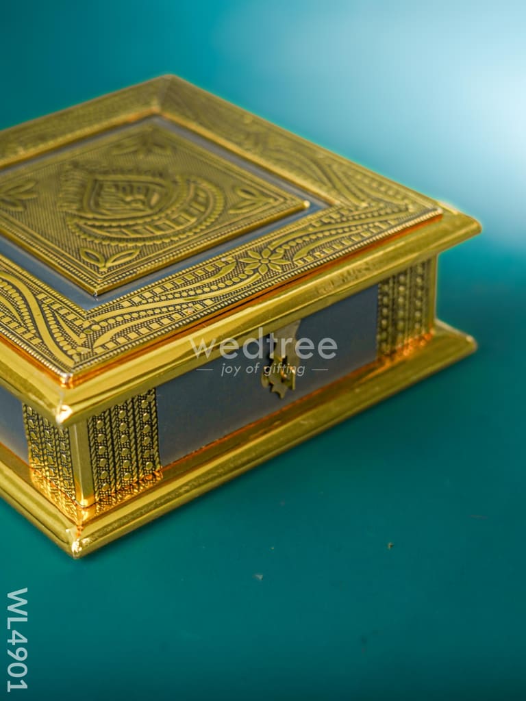 Dry Fruit Wooden Box - (8*8 inch) - WL4901